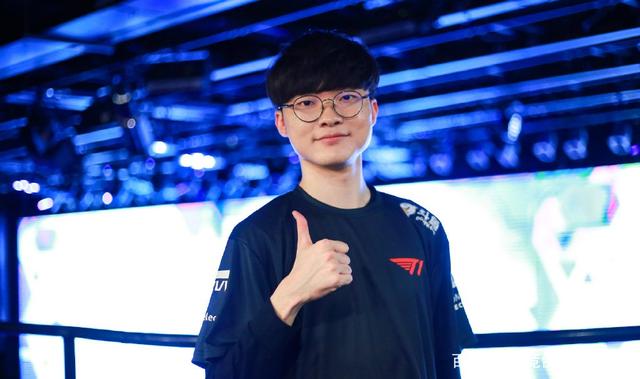 抢下篮板后 抢下篮板后